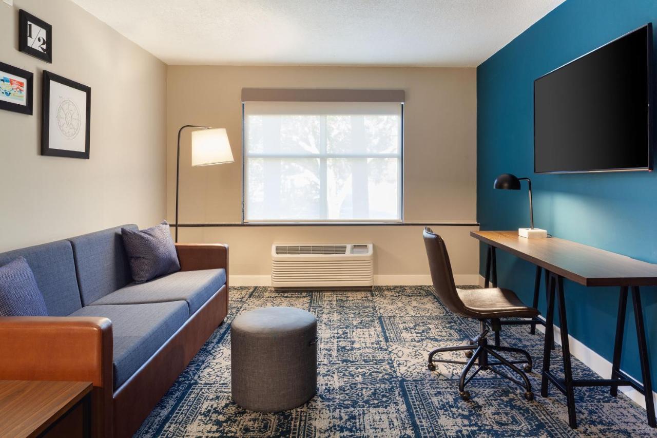 Four Points By Sheraton Orlando Convention Center Williamsburg Extérieur photo